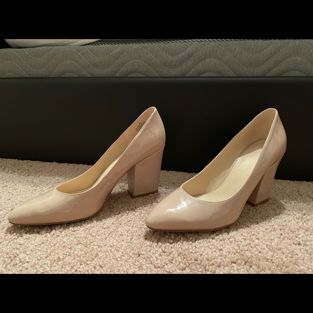 Nine West cream heels size 9M